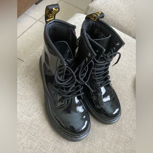 Girls Boots Dr Martens size 1